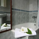 ヴィラ Rochas Hotel Entero *