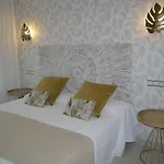 Rochas Hotel Entero ヴィラ サンシェンショ