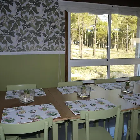 Rochas Hotel Entero *
