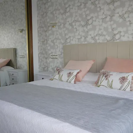 Rochas Hotel Entero ヴィラ サンシェンショ